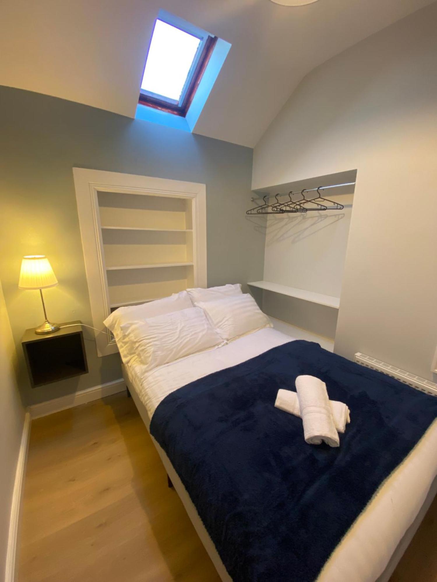 Ferienhaus Newly Furnished 5 Bedroom Gem In *
