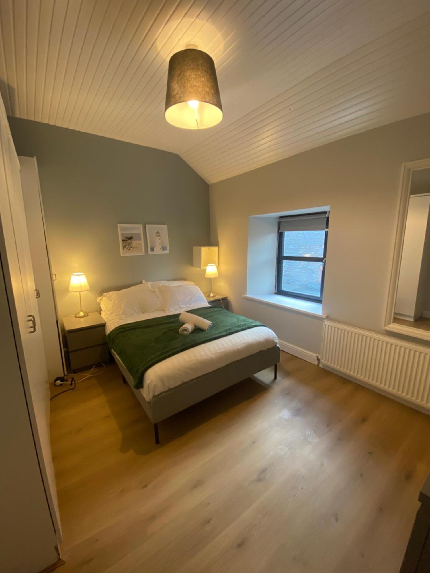 Holiday home Newly Furnished 5 Bedroom Gem In Sligo